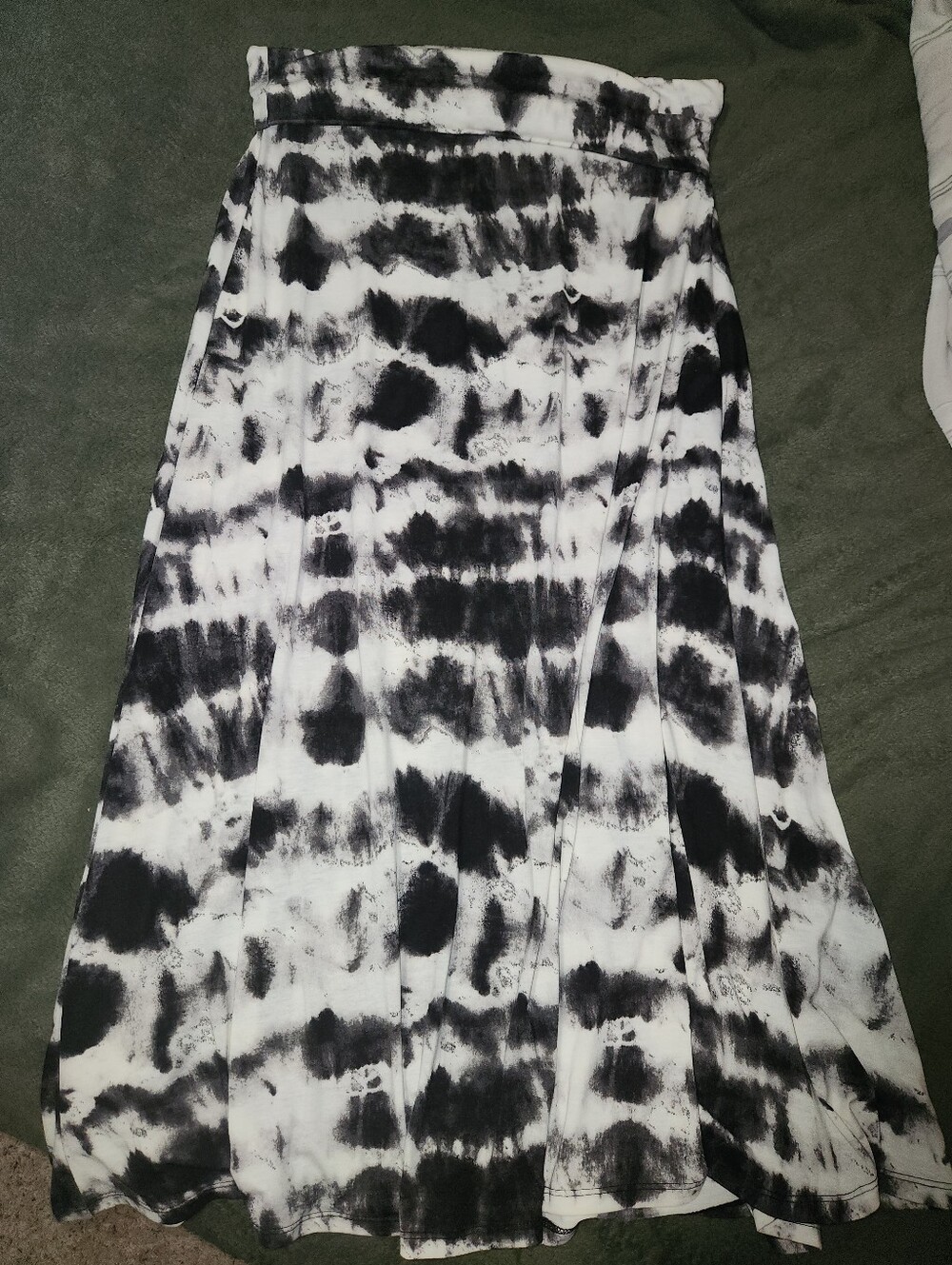 Black & White Tie Dye Maxi Skirt NWOT